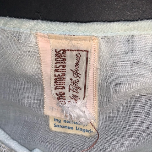 v i n t a g e :: Cottagecore Embroidered Floral Lace Crochet Nightgown ILGWU - Picture 9 of 14